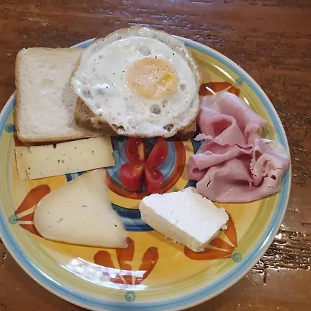 La Corte Dei Cerri- Il Piccolo 住宿加早餐酒店 3*