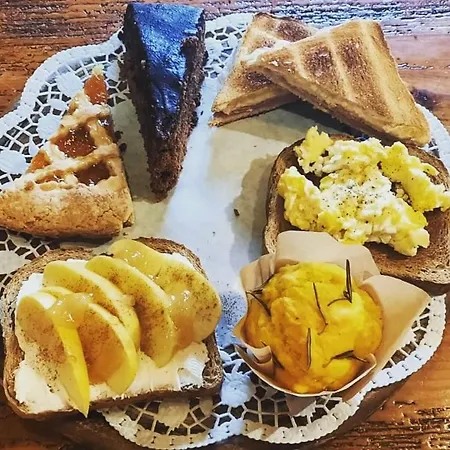 La Corte Dei Cerri- Il Piccolo 住宿加早餐酒店 Frassinoro