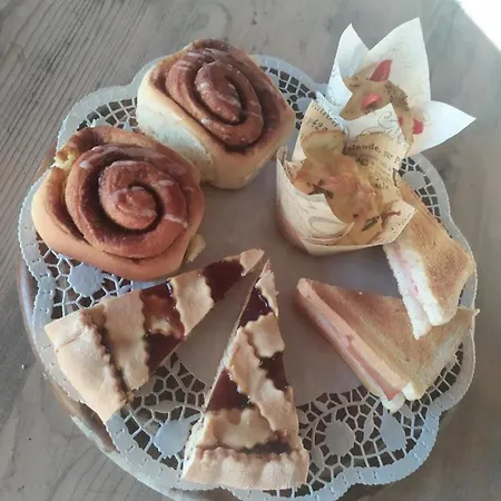 La Corte Dei Cerri- Il Piccolo 住宿加早餐酒店 Frassinoro