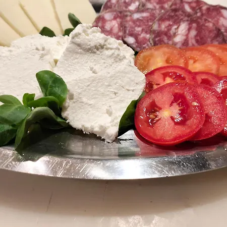 Bed & Breakfast La Corte Dei Cerri- Il Piccolo 3*