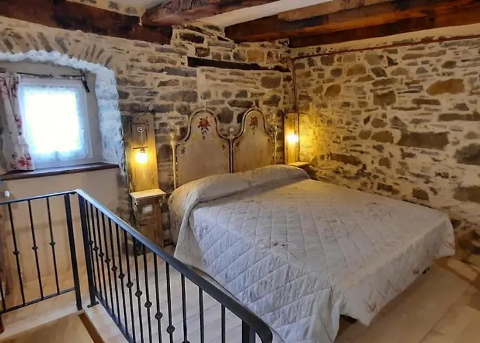 Bed & Breakfast La Corte Dei Cerri- Il Piccolo Frassinoro