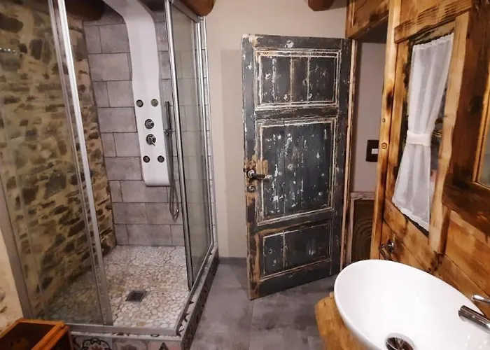 La Corte Dei Cerri- Il Piccolo Frassinoro