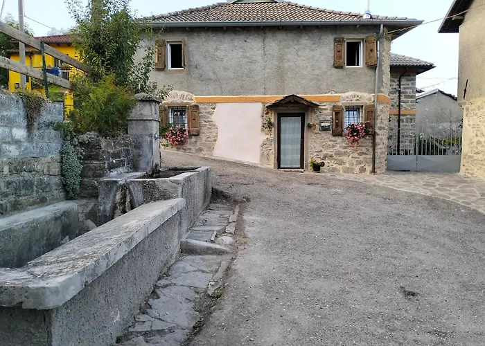 Bed & Breakfast La Corte Dei Cerri- Il Piccolo Frassinoro